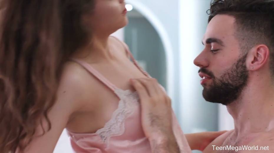 Charming babe Mickey Moor gets a mouthful of sperm after passionate sex in the morning - 3. pic