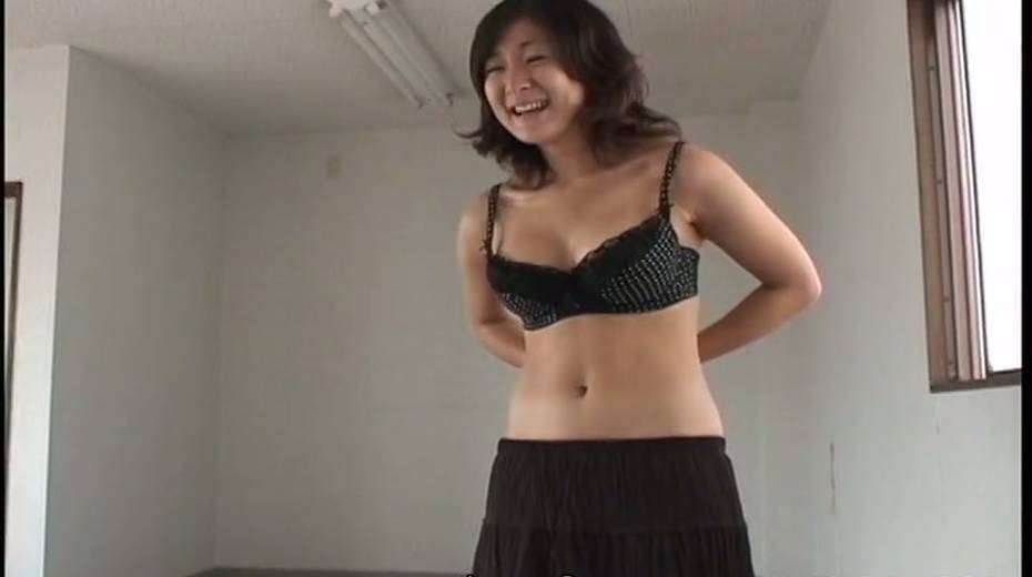 This Asian chick with perky breasts loves exposing her private parts - 9. pic