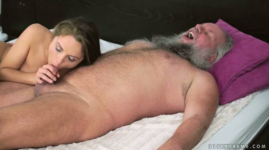 Old fart fucks real charmer Dominica Fox and licks her pussy - 7. pic