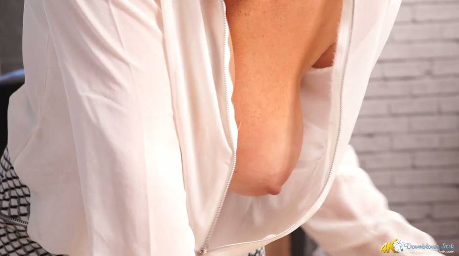 Sexy secretary in satin blouse Lu Elissa shows her cleavage - 18. pic