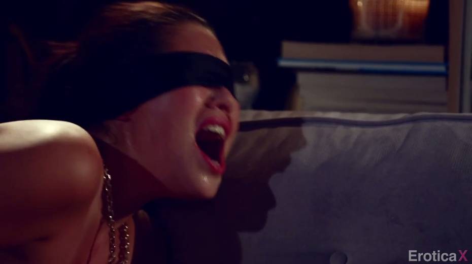 Tempting babe London Keys is fucked by hot tempered and passionate lover - 10. pic