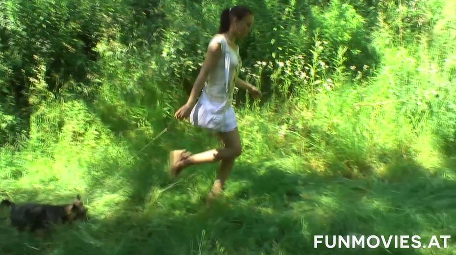 Perverted chick Petra is having solo sex fun in the forest - 6. pic