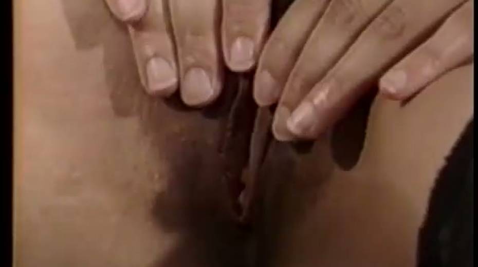 Hot Chinese temptress Tina Chang is having sex with her American BF - 5. pic