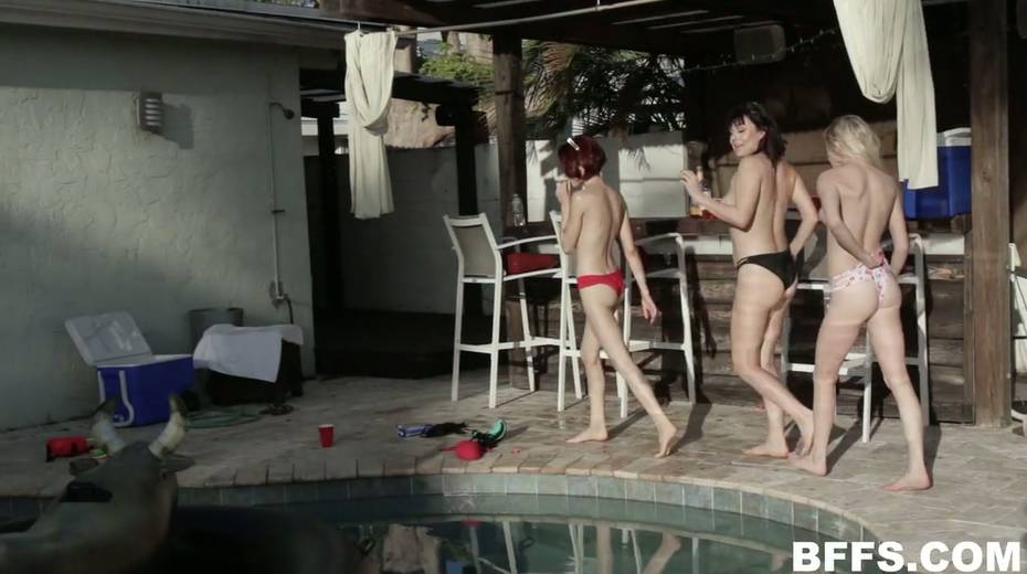 Spoiled chicks arrange dirty lesbian orgy by the poolside - 15. pic