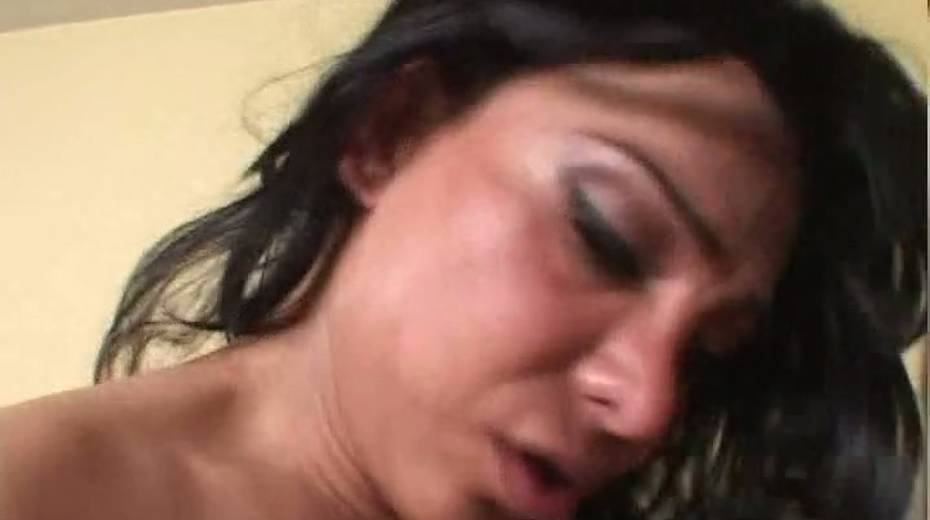 This transsexual whore prefers to dominate her lover during sex - 14. pic