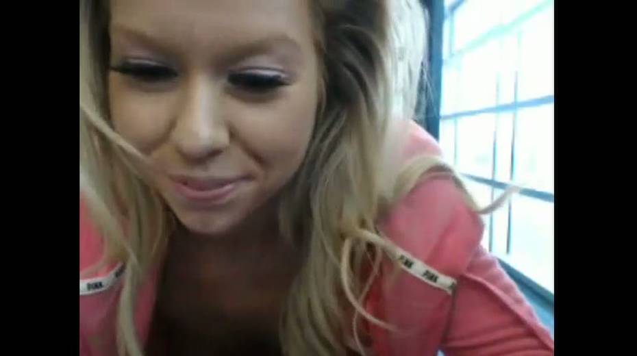 Frisky amateur girl flashes her titties in public library - 5. pic
