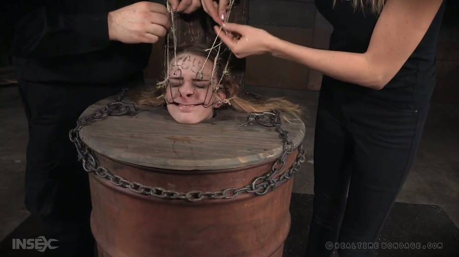 Chick in a barrel Jessica Kay moans and asks for help - 8. pic
