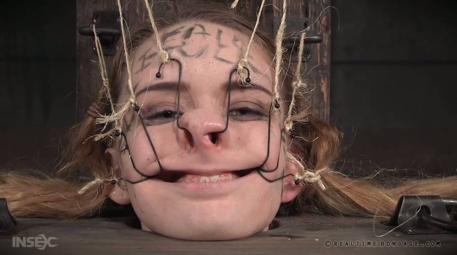 Chick in a barrel Jessica Kay moans and asks for help - 9. pic