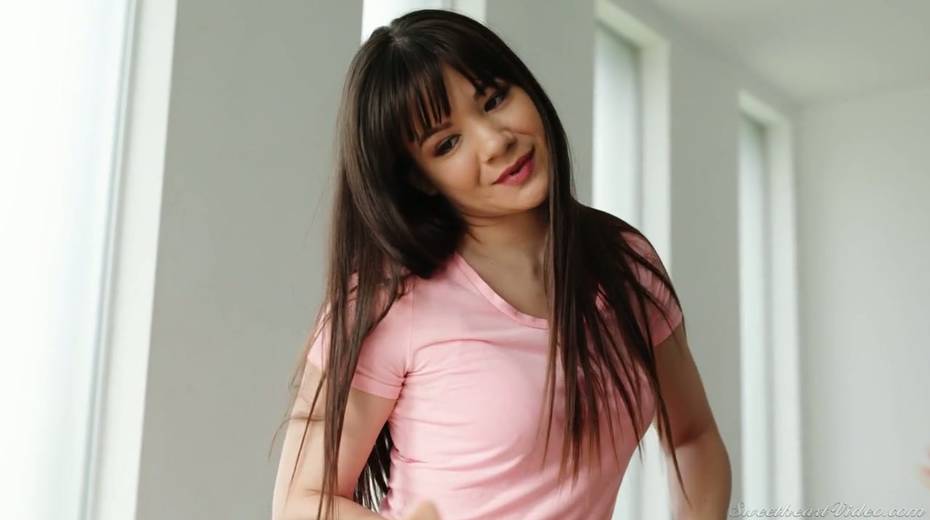 Wondrous nicely packed lesbian Krissy Lynn is eager to work on soaking pussy - 4. pic