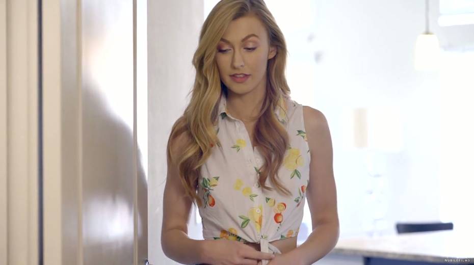 Sweet looking housewife Alexa Grace is eager for hard dick of handsome plumber - 2. pic