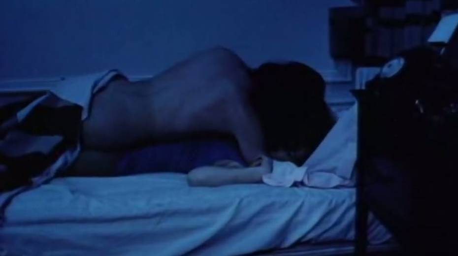 Horny dude pleases his girlfriend and fucks her cunt - 3. pic