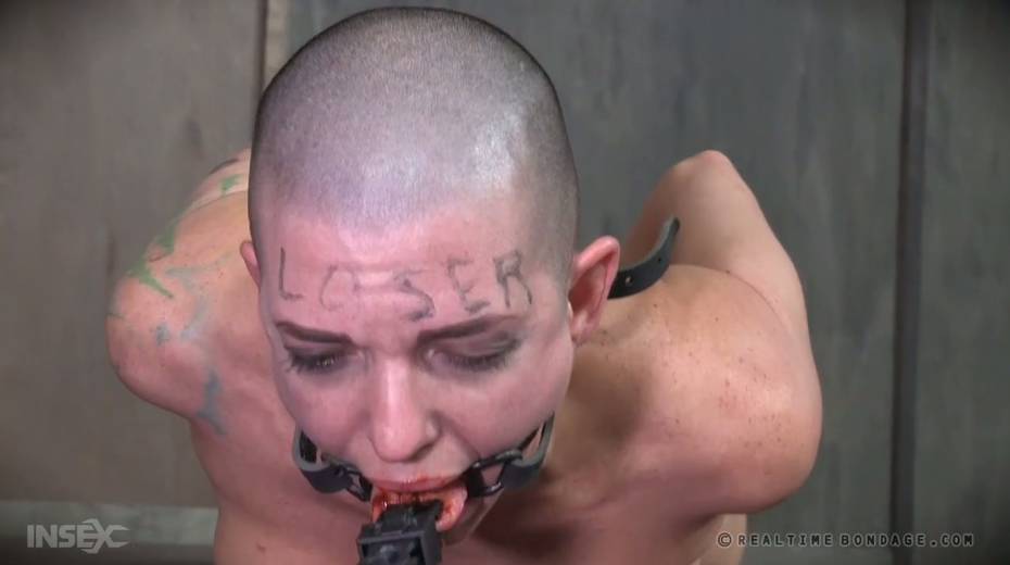 Bald headed bitch Abigail Dupree is punished by pussy hater - 19. pic