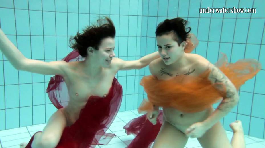 Delicious swimming babes strip under the water - 14. pic