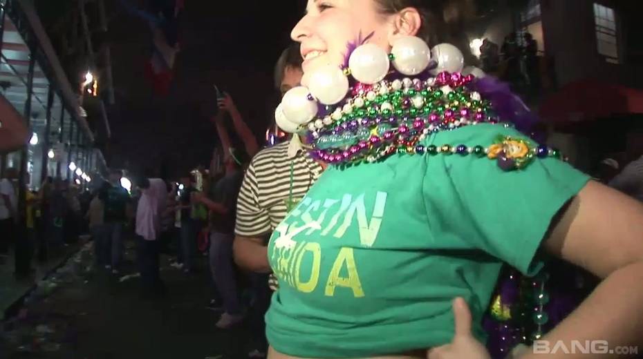 Many spoiled chicks are flashing their big tits in public - 8. pic