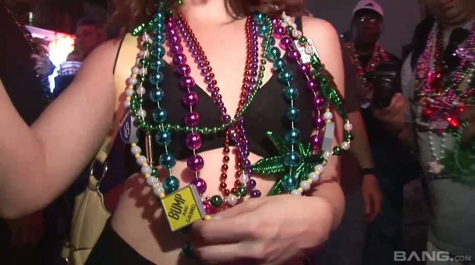 Many spoiled chicks are flashing their big tits in public - 18. pic