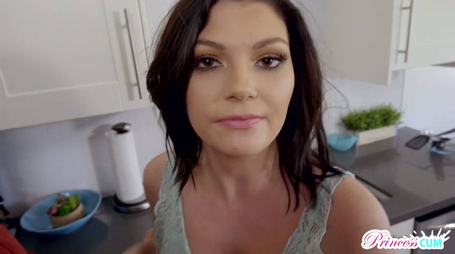 Bitchy chick Jessica Rex seduces old lover of whorish stepmom - 10. pic