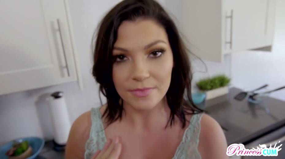 Bitchy chick Jessica Rex seduces old lover of whorish stepmom - 11. pic