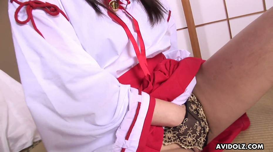 Japanese college chick Kimisima Saeko is masturbating her hairy pussy - 10. pic