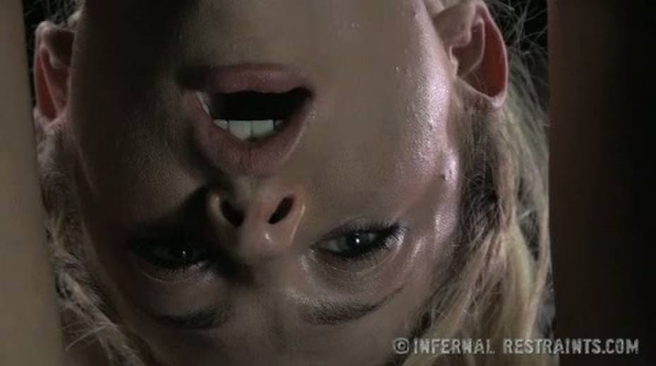 Perverted master examines pussy of chained chick on the floor - 10. pic