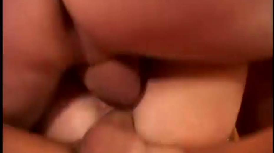 This blonde is not pretending to have an interest in double penetration - 11. pic