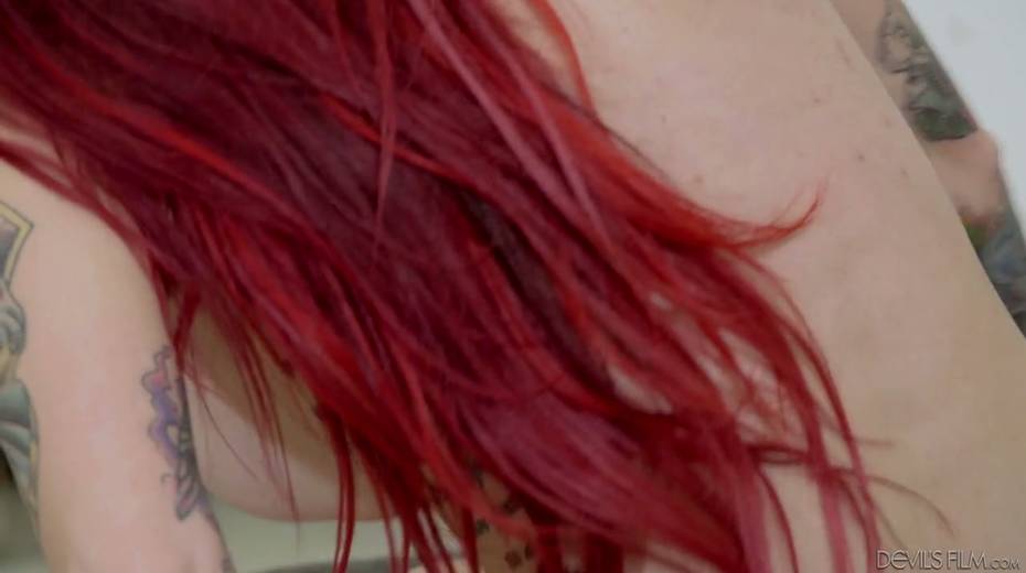 Red haired hooker with many tatts Tana Lea gets her jugs jizzed - 11. pic